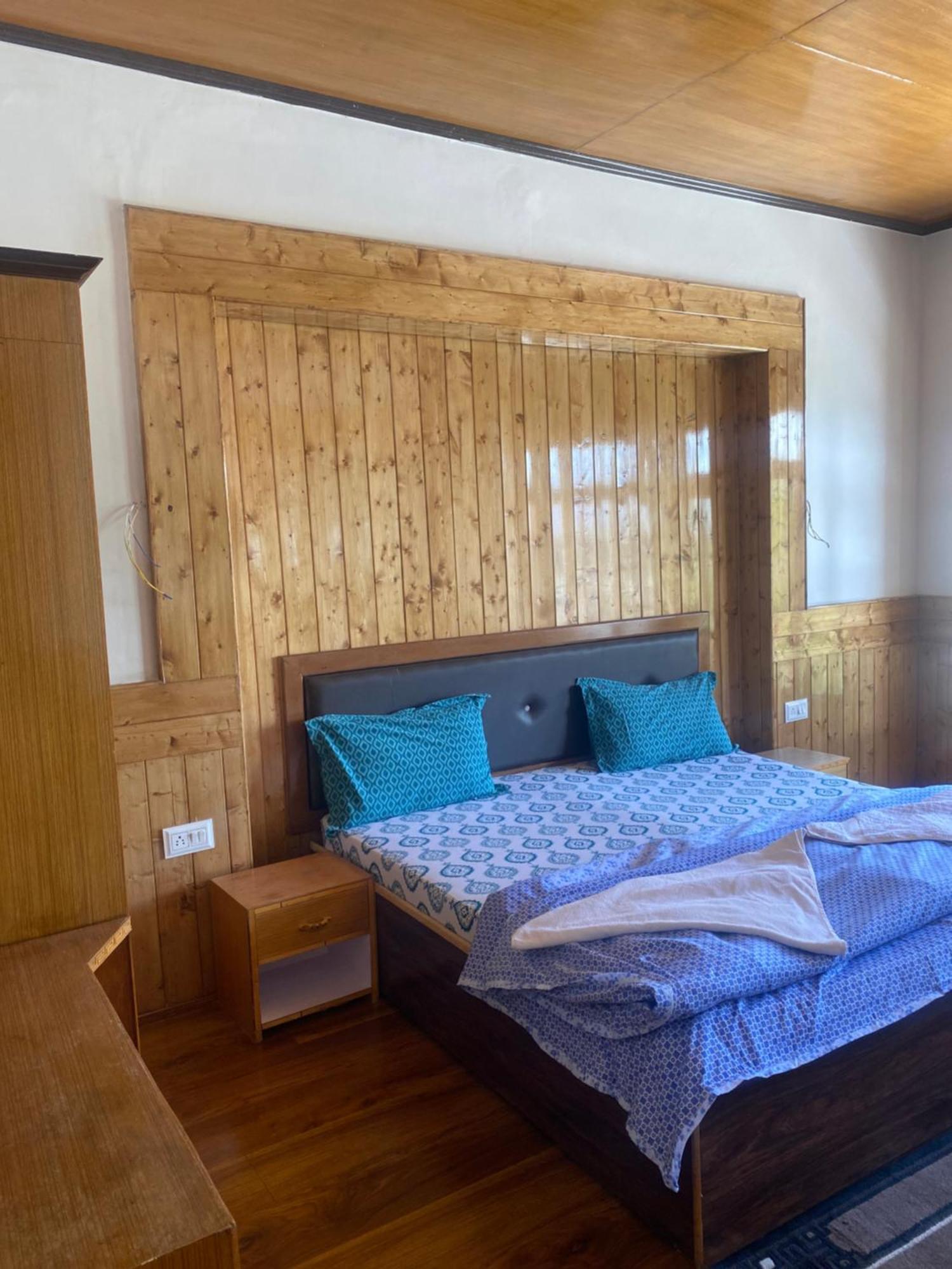 Jimmys Homestay Лех Экстерьер фото